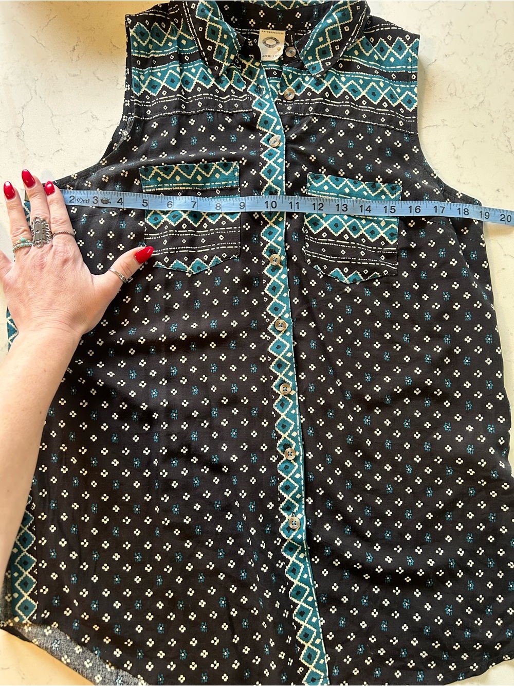 Anthropologie Akemi + Kin Black & Teal Sleeveless Button-Down Shirt - Picture 7 of 16